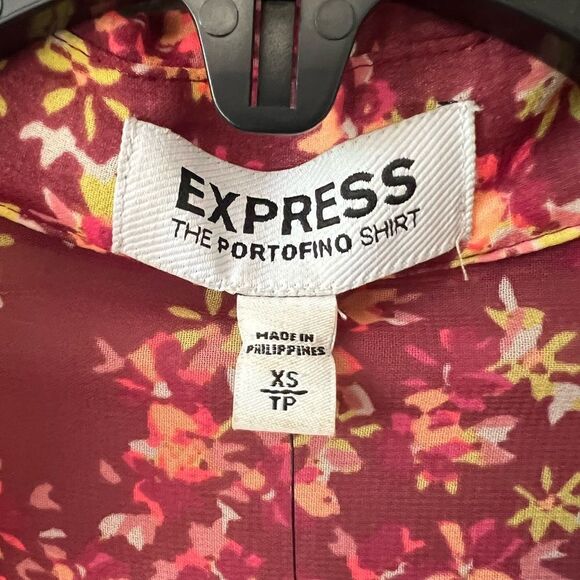 Express Portofino Floral Print Button Down Blouse - Picture 5 of 8
